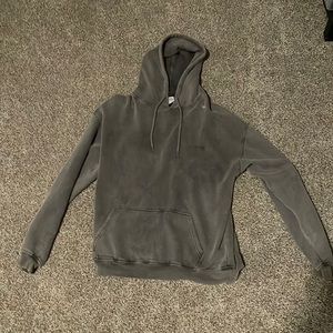 Gray Urban Outfitter Sweatshirt